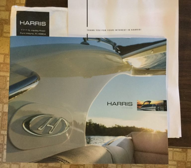 📬 🎉Thank you very much Yachts to Sea📕 ⛵️for our Harris Boat Catalog❤️ 🐝Love those Harris Pontoon Boats🚣 🎣 ⛱