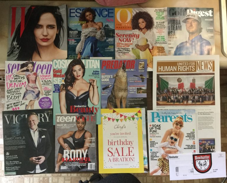 📚07-09-2016 Free mail 🙎🏻W💇🏾Essence 🙆🏻O⛳️Golf Digest ⛹🏻Seventeen 👙Cosmopolitan 🔫United for Human Rights Newsletter ⛪️BVOV👧🏼 TeenVogue 🍪Cheryl’s 👩‍👩‍👧‍👧Parents 🏹BowHunter Sticker and offer 🐗