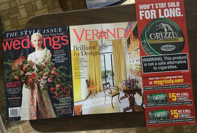📬8-24-2016 Free mail 👰🏻 Martha Stewart Weddings 🏡 Veranda 🐃 Grizzly coupons 🚬 🌴