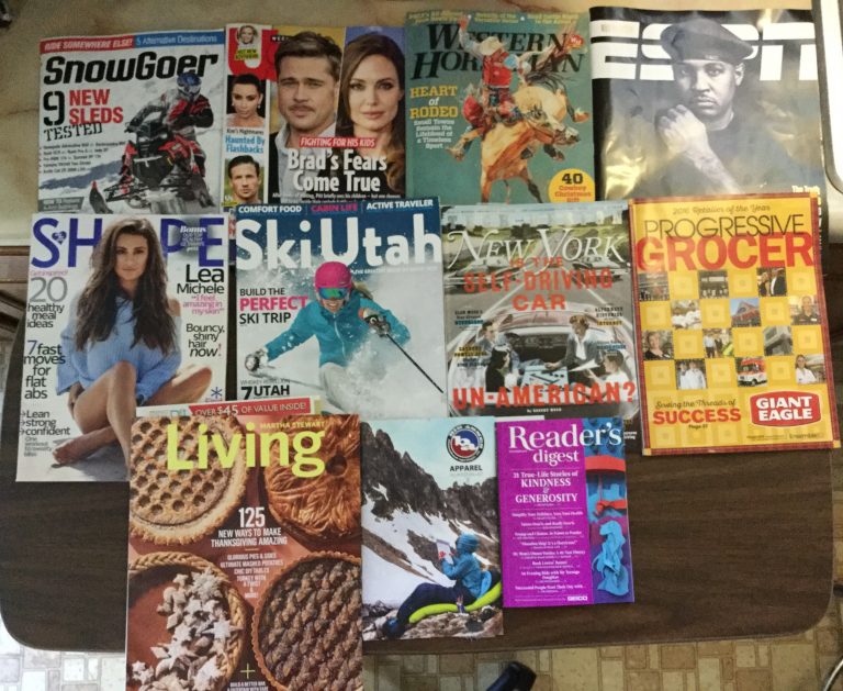 📬 10-21-2016 Free mail ☃️Snow Goer 👫US weekly 🐴Western Horseman 🏈 ESPN 👙Shape 🎿Ski Utah 🗽 New York 🏪Progressive Grocer 🕷Martha Stewart Living w coupons 👘Big Agnes Apparel 📔Readers Digest 📚
