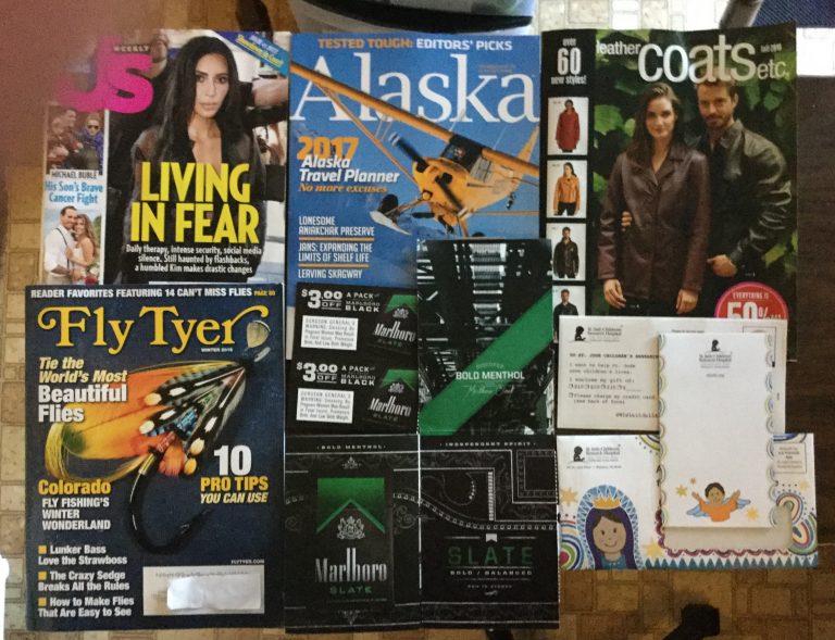 📬 11-12-2016 Free mail 👬 US weekly ☃️ Alaska 👕 Leather Coats etc 🐠 Fly Tyer 🚬 Marlboro Slate 👯‍♂️St Jude Children’s Research Hospital address labels and paper pad 📝