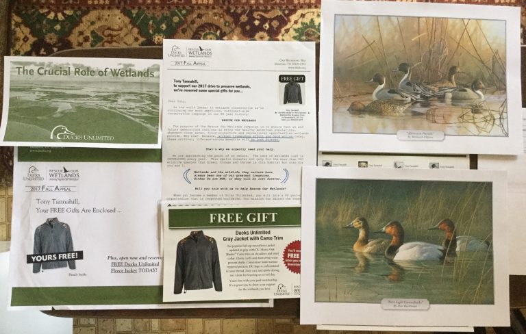 📬🎃 Thank you very much Ducks Unlimited 🦆 and #RescueOurWetlands 🤖 for our photos and address labels 📮from #OneWaterfowlWay 📊🖼