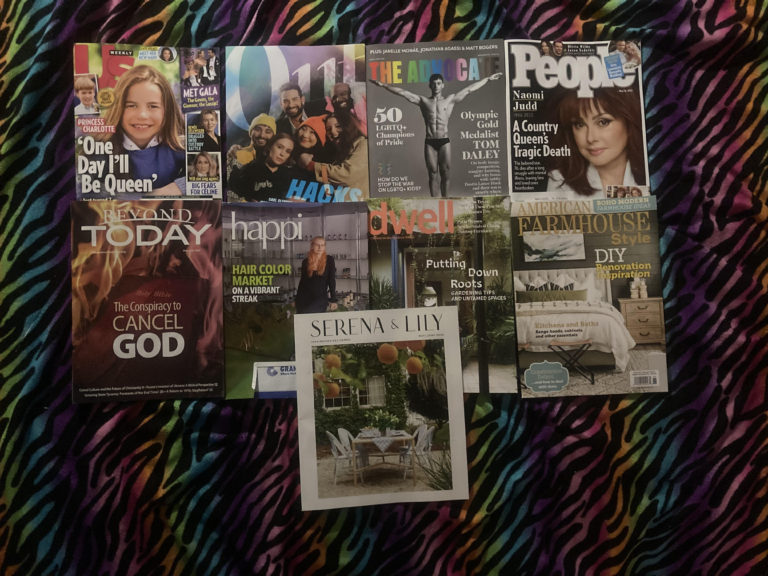📬 5-7-2022 FREE mail 👑 US weekly 📤 Out 🏋 The Advocate 🎶 People ⛪ Beyond Today💇 Happi 🌵 Dwell 🛏 Farmhouse Style 🍊 Serena & Lily 📚