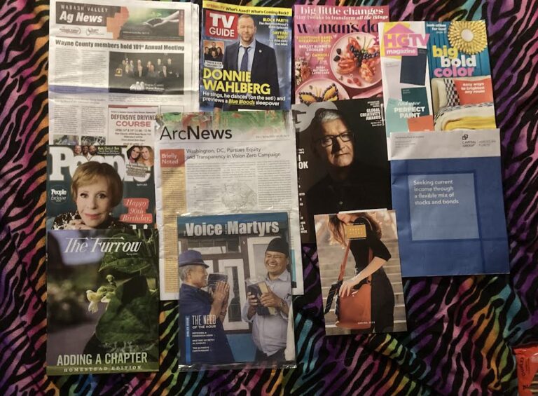 📬 4-7-2023 Free mail 🌽 Wabash Valley Ag News 📺 T V Guide 🍓 Woman’s Day 🛏 HGTV 👪 People 🔌 Arc News  📺 G Q 🤑 American Funds 🚜 The Furrow ⛪ The Voice of the Martyrs 👜 Moore & Giles 📚