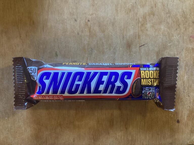 Free SNICKERS Candy Bar   from  Casey’s General Store
