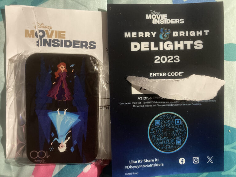 Free  Frozen Pocket Mirror   from  Disney Movie Insiders